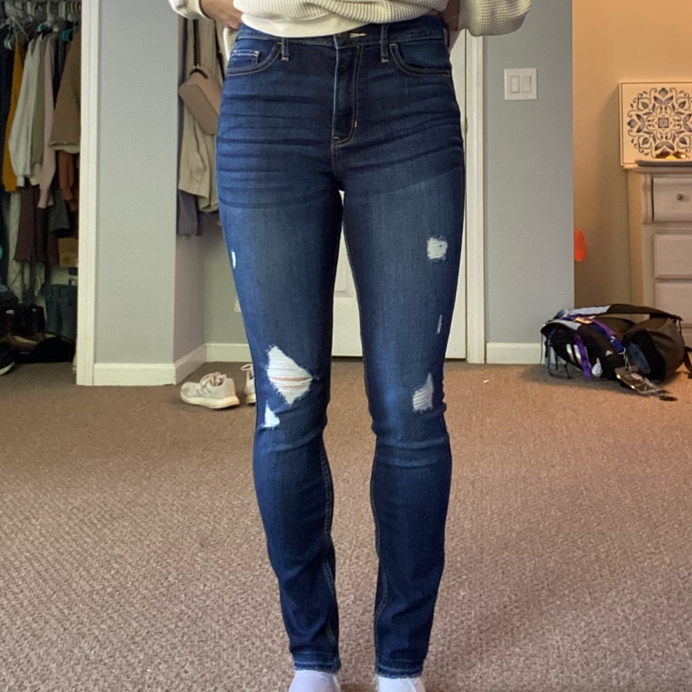 Dark Wash Hollister skinny jeans